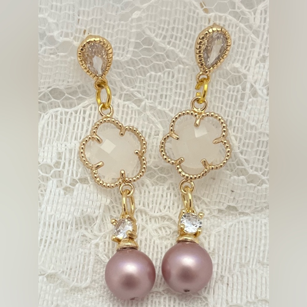 Dusty Rose Pink Bead Ivory Gold Glass Charm Earrings